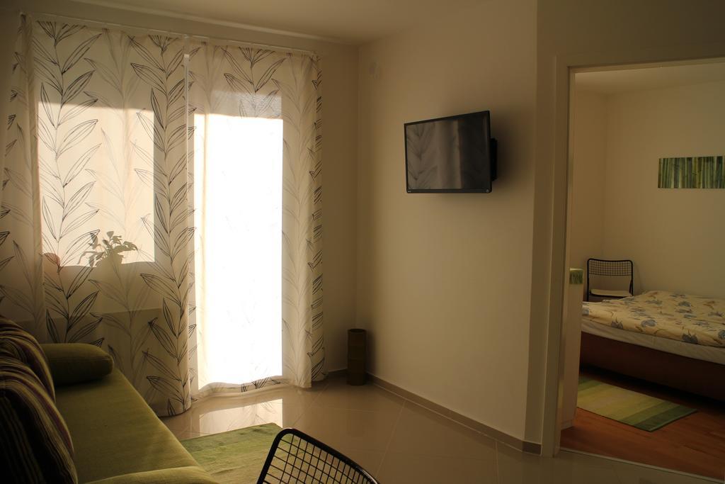 Bamboo Wellness Apartment Шиофок Номер фото