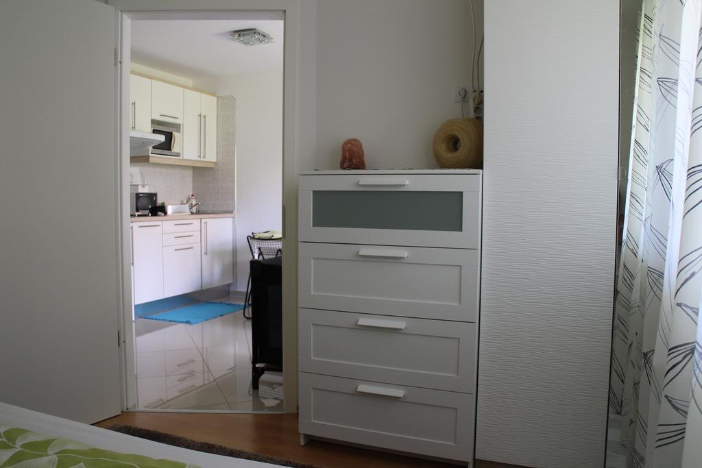 Bamboo Wellness Apartment Шиофок Экстерьер фото