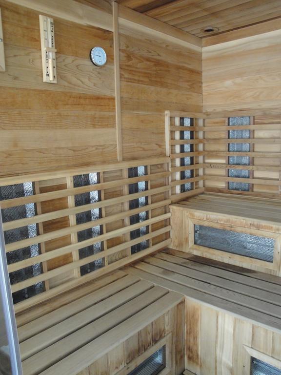 Bamboo Wellness Apartment Шиофок Номер фото